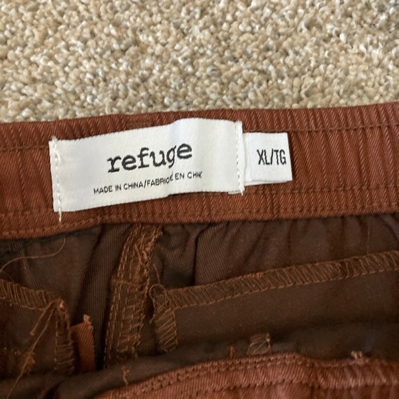 Refuge women’s Rust Cargo jogger Pants NWT - Picture 3 of 8
